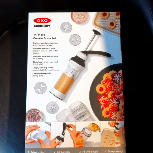 OXO Good Grips 14 Piece Cookie Press Set NIB - Picture 3 of 4
